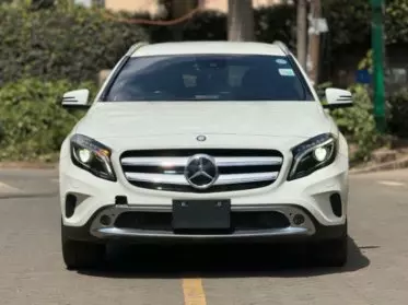 Mercedes-Benz GLA 250