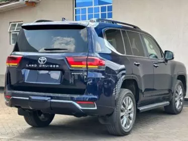 Toyota Landcruiser Sahara