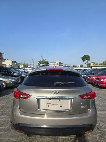 Infiniti FX 35