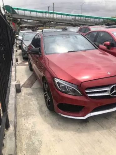 Mercedes-Benz C 300