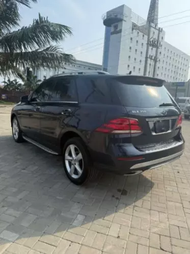 Mercedes-Benz GLE 400