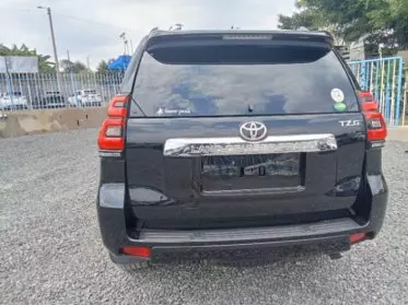 Toyota Landcruiser prado TZ