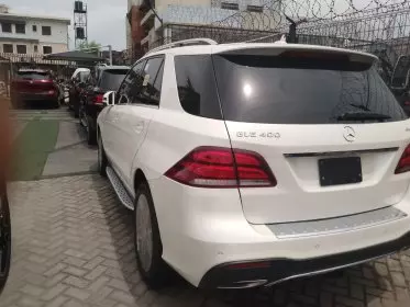 Mercedes-Benz GLE 400