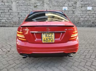 Mercedes-Benz C 180
