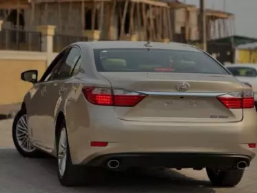 Lexus ES 350
