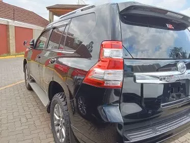 Toyota Landcruiser Prado