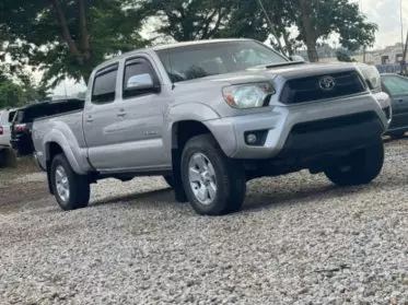 Toyota Tacoma