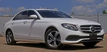 Mercedes-Benz E200