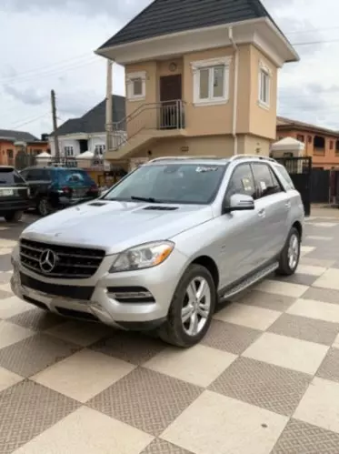 Mercedes-Benz ML 350