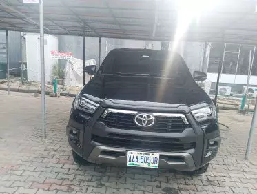 Toyota Hilux