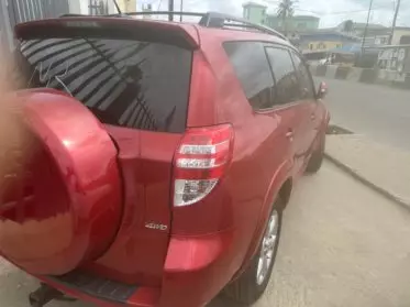 Toyota RAV 4