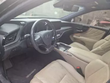 Lexus LS 500