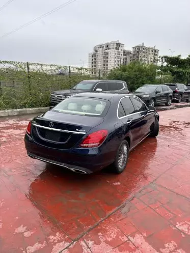 Mercedes-Benz C 300
