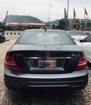 Mercedes-Benz C 300