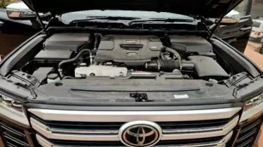 Toyota LAND CRUISER 300 LC300