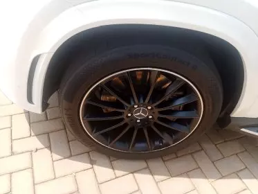 Mercedes-Benz GLE 400