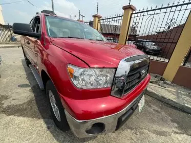Toyota Tundra