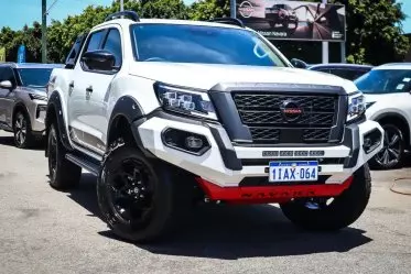 Nissan  NAVARA PRO-4X