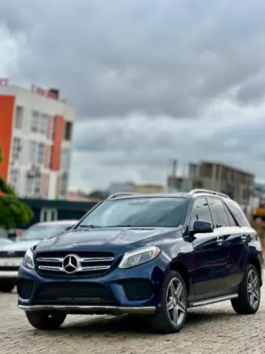 Mercedes-Benz GLE 400