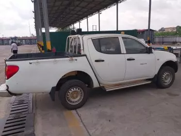 Mitsubishi L200 D/C GL Did