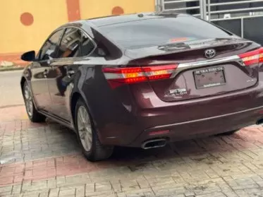 Toyota Avalon