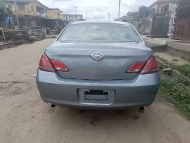 Toyota Avalon