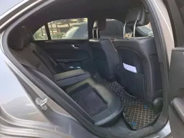 Mercedes-Benz E250