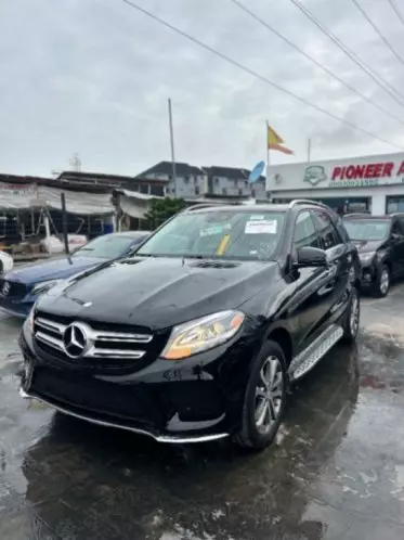 Mercedes-Benz GLE 350