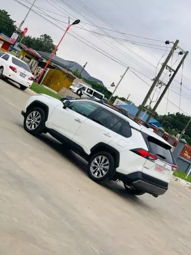 Toyota RAV 4
