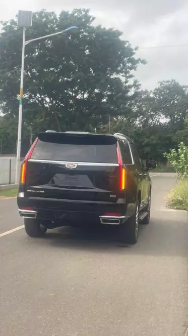 Cadillac Escalade