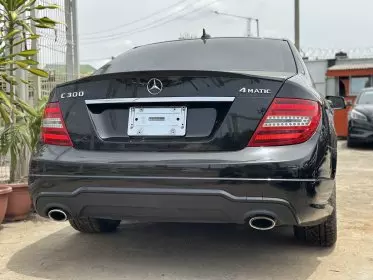 Mercedes-Benz C 300