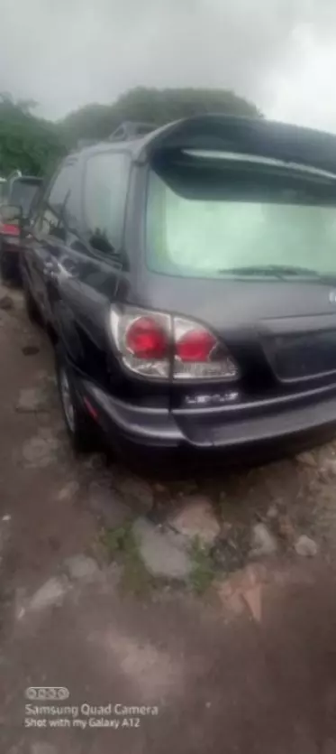 Lexus RX 300