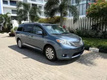 Toyota Sienna