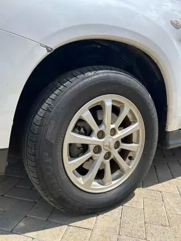 Mitsubishi RVR