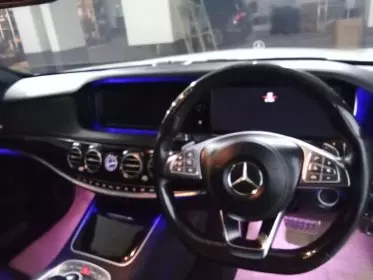 Mercedes-Benz S 400