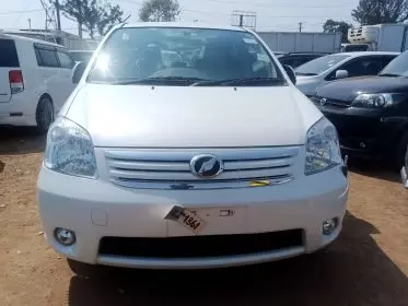 Toyota Raum