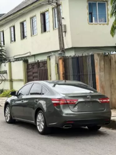 Toyota Avalon