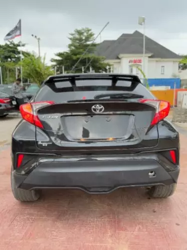 Toyota CH-R