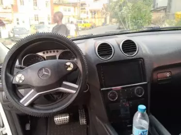 Mercedes-Benz ML 350