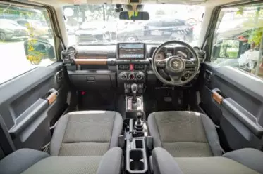 SUZUKI Jimny GL