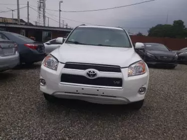 Toyota RAV 4