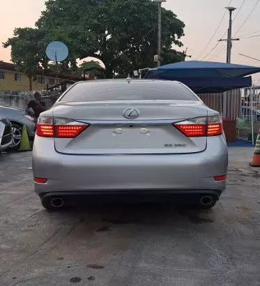 Lexus ES 350