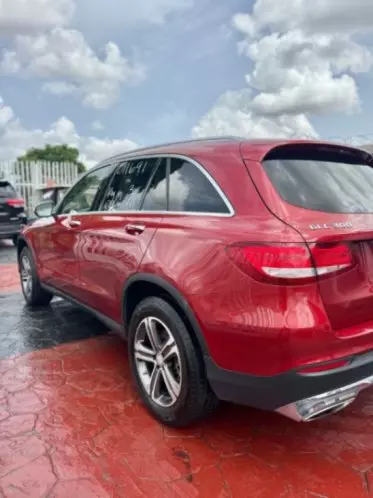 Mercedes-Benz GLC 300