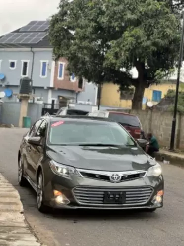 Toyota Avalon