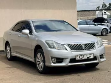 Toyota Crown Athlete