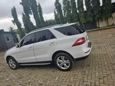 Mercedes-Benz ML 350