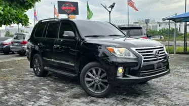Lexus LX 570
