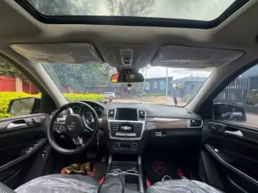 Mercedes-Benz ML 350