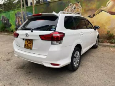 Toyota Fielder 