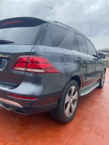 Mercedes-Benz GLE 350